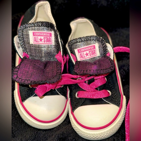 Converse All Star Infant Low-Top 8 Double Tongue Canvas Shoes Black/Pink 722353F - Picture 1 of 9